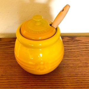 Le Creuset Honey Jar Crock